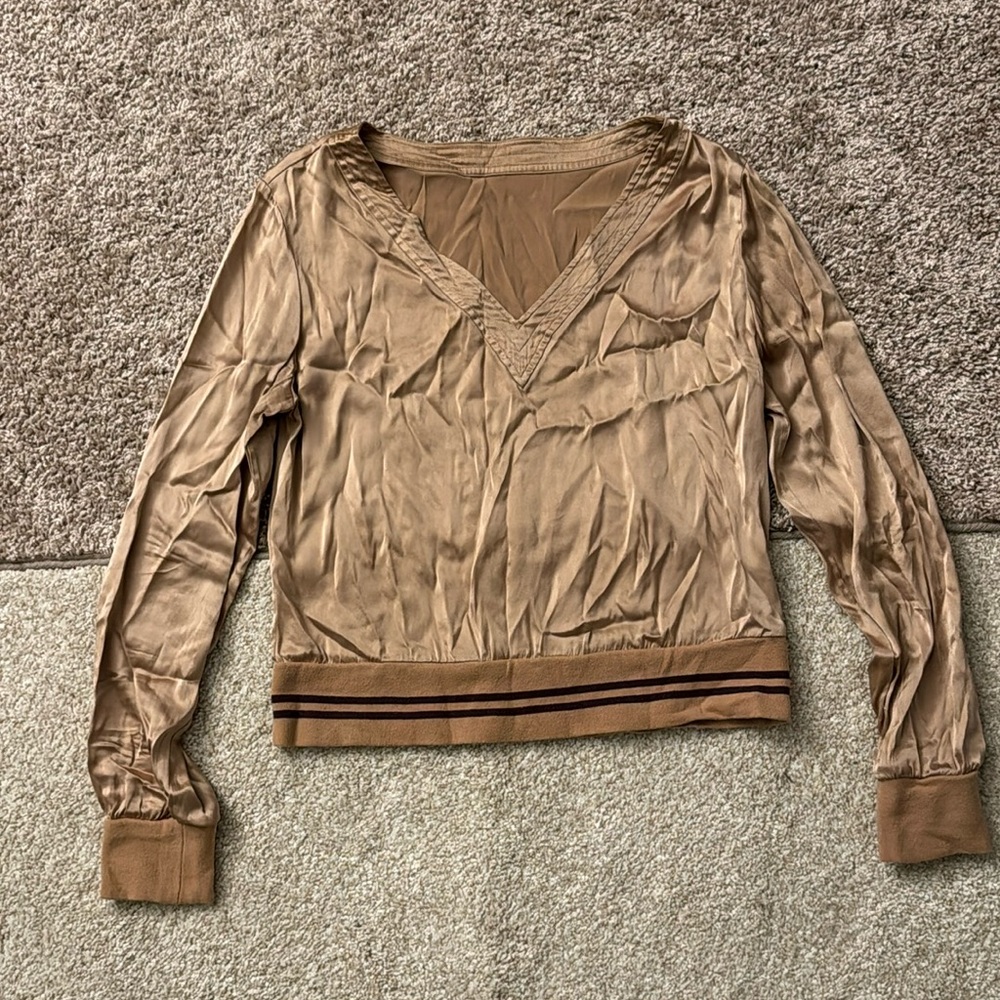Unique Vintage Silk V neck